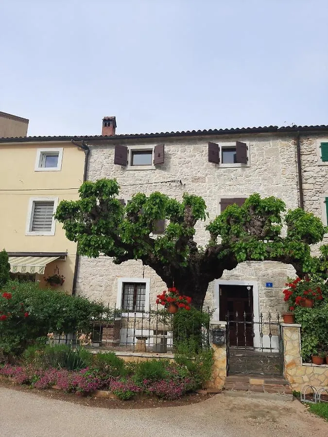 بيت للعطل فيلا Casa Girasole بوجي